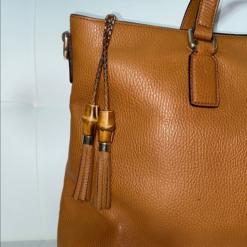 Gucci Large Tan Leather Tote with Tassel - Picture 6 of 17